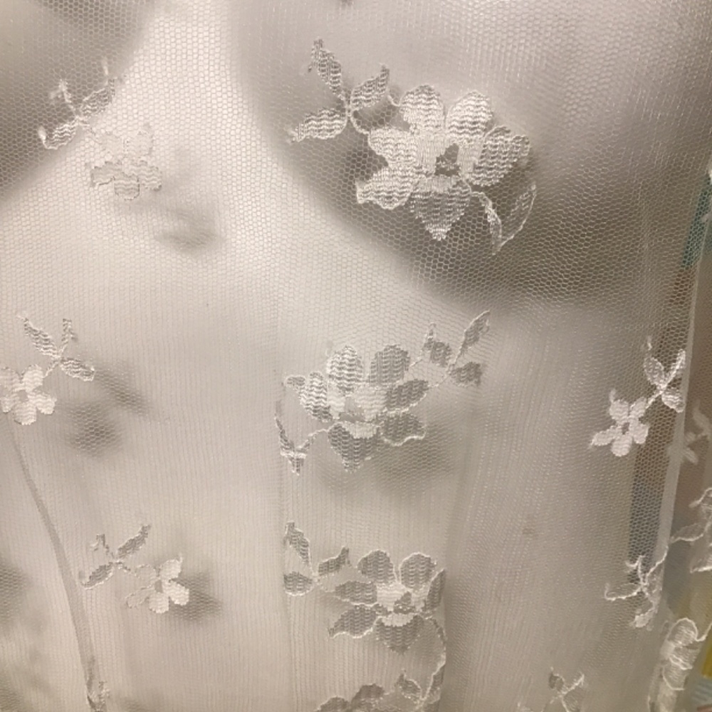 Lace Floral Maxi Dress - Picture 3 of 4